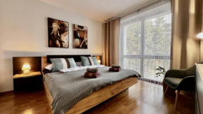 Central Suites Bystrica I 24hr Self Check-in l Free Wi-Fi & Parking